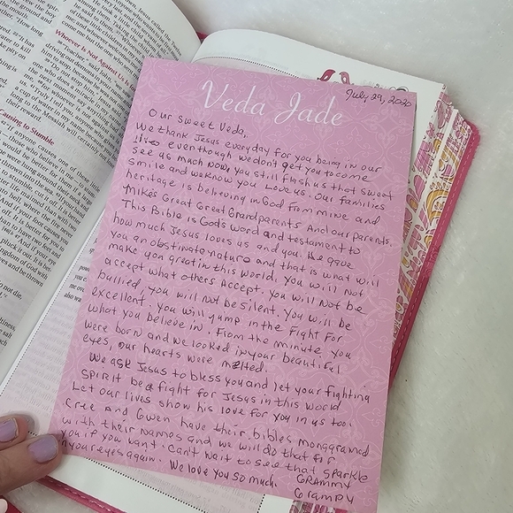 Zondervan NIV Bible For Teen Girls Pink Floral‎ in Box *inscribed / see photos* - Picture 6 of 7
